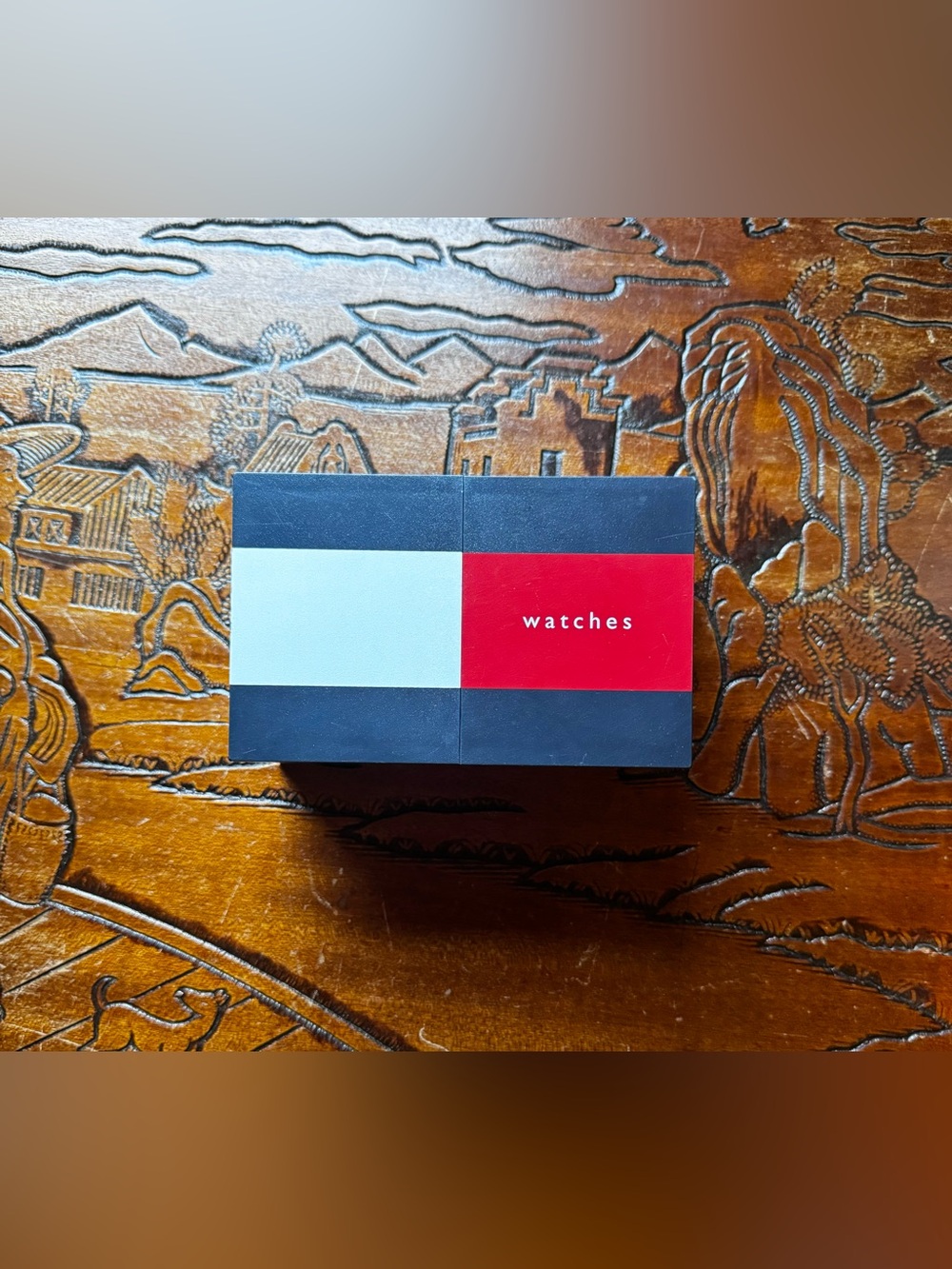 Tommy Hilfiger Vintage Box